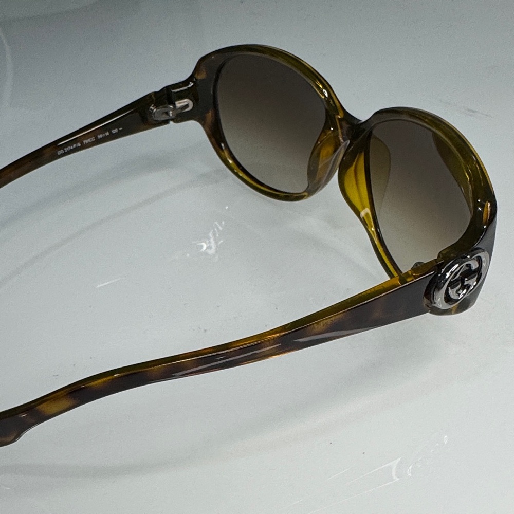Gucci Brown Tortoise Sunglasses - Picture 5 of 6